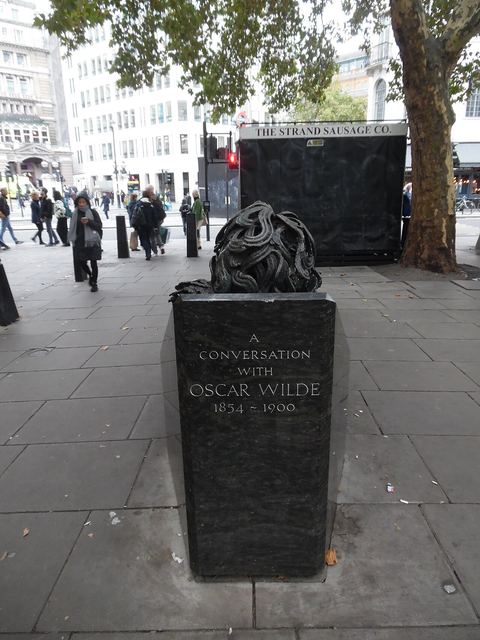 A Conversation with Oscar Wilde